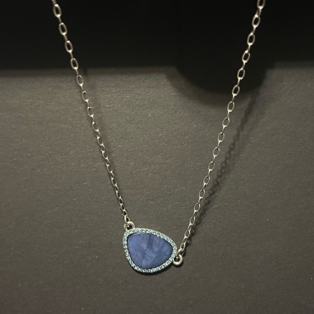🌊 Lia Sophia blue stone and gems dainty necklace